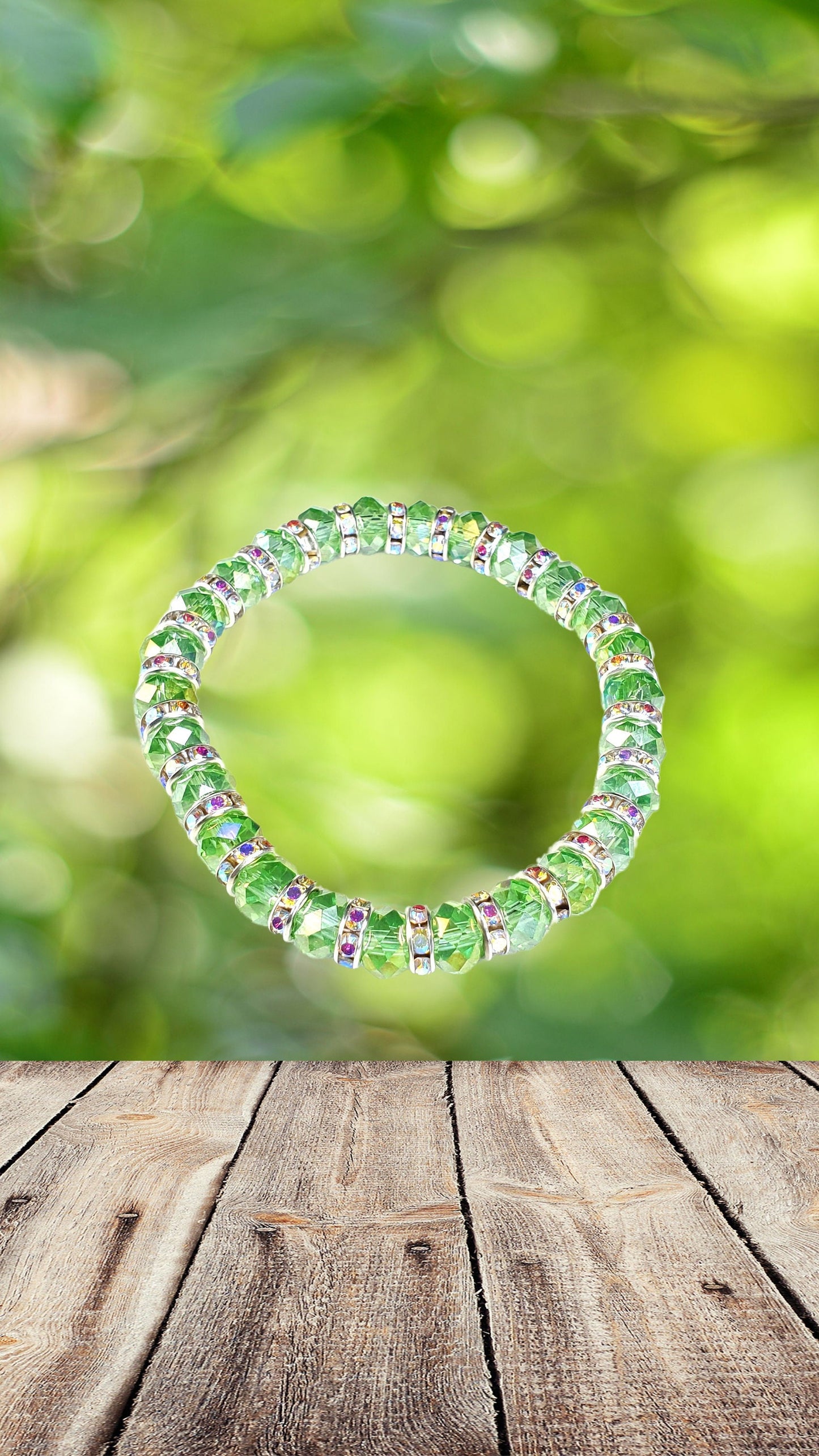 Green Aurora Borealis Faceted Crystal Glass Stretch Bracelet