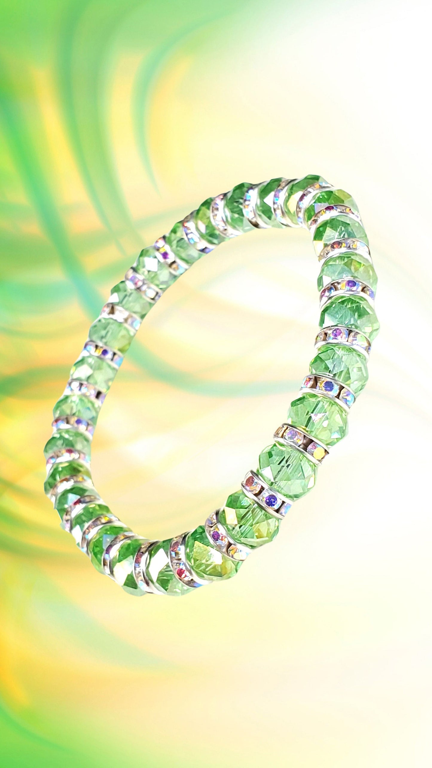 Green Aurora Borealis Faceted Crystal Glass Stretch Bracelet